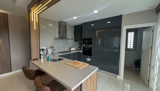 Resale - Detached Villa - Orihuela Costa