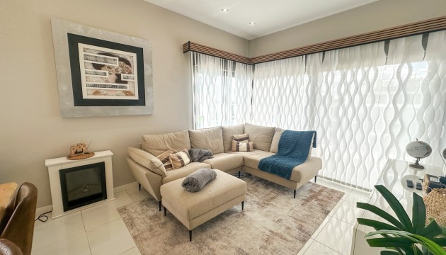Resale - Detached Villa - Orihuela Costa