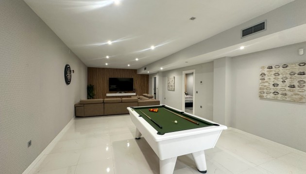 Resale - Detached Villa - Orihuela Costa