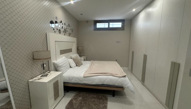 Resale - Detached Villa - Orihuela Costa
