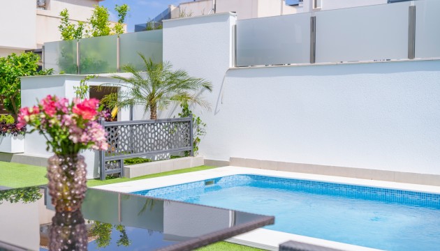 Herverkoop - Detached Villa - Torrevieja