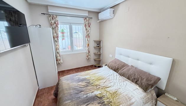 Videresalg - Bungalow - San Miguel de Salinas