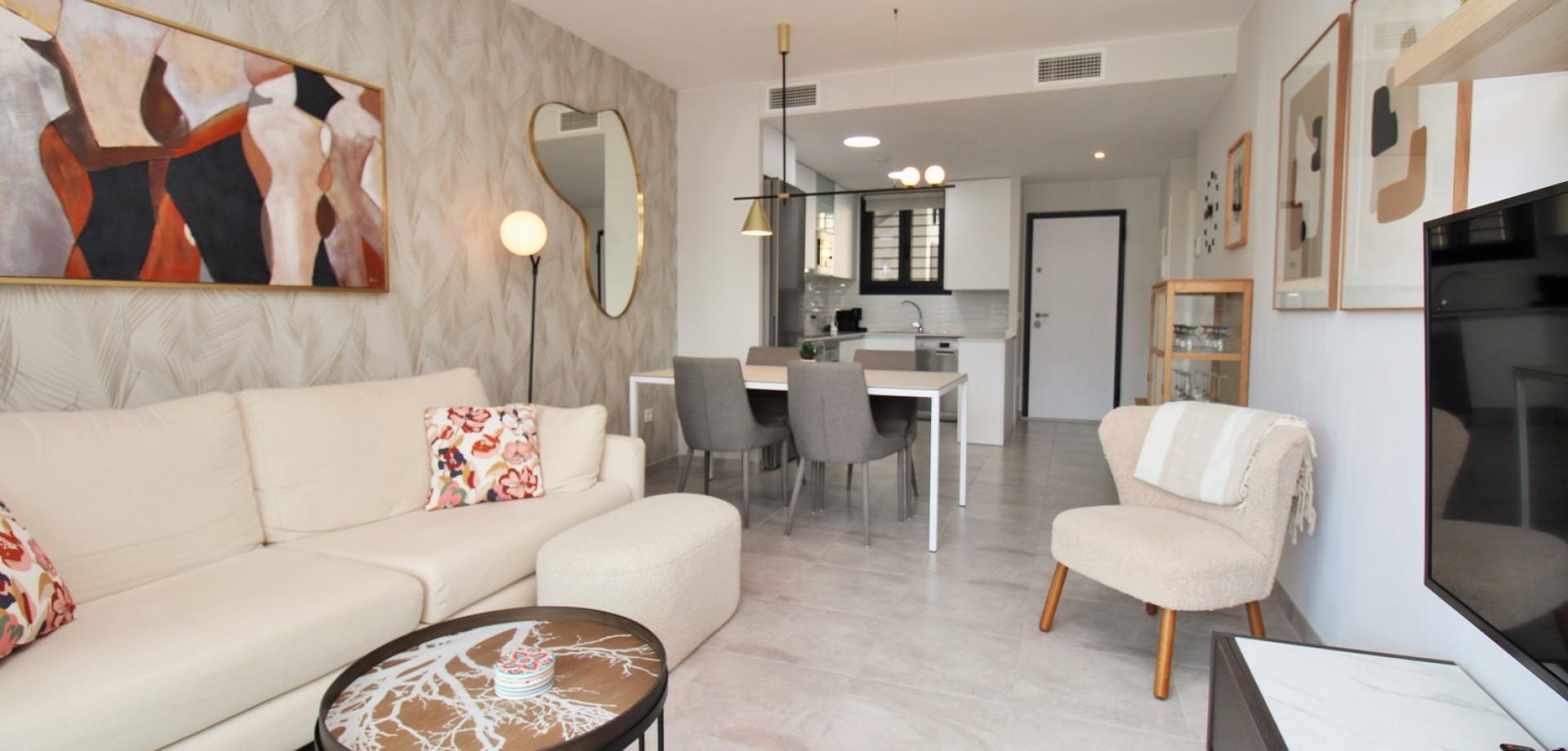 Apartment in Villamartin - Image 4