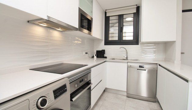 Resale - Apartment - Orihuela Costa - Villamartín