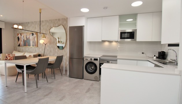 Resale - Apartment - Orihuela Costa - Villamartín