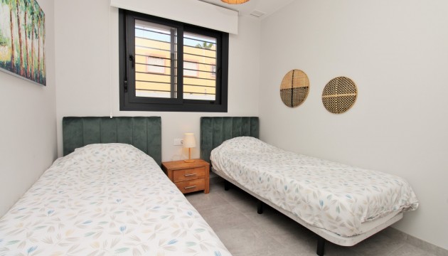 Resale - Apartment - Orihuela Costa - Villamartín
