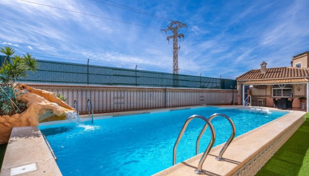 Begagnad - Fristående Villa - Torrevieja - El chaparral