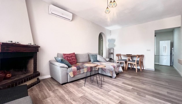 Resale - Bungalow - Orihuela Costa - Cabo Roig