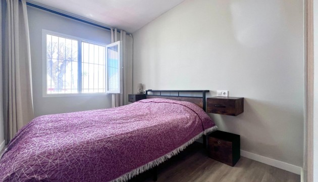 Resale - Bungalow - Orihuela Costa - Cabo Roig