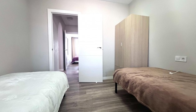 Resale - Bungalow - Orihuela Costa - Cabo Roig