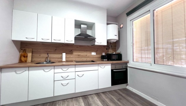 Resale - Bungalow - Orihuela Costa - Cabo Roig