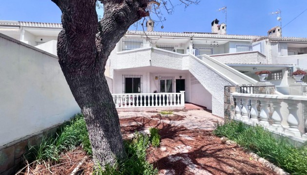 Resale - Bungalow - Orihuela Costa - Cabo Roig
