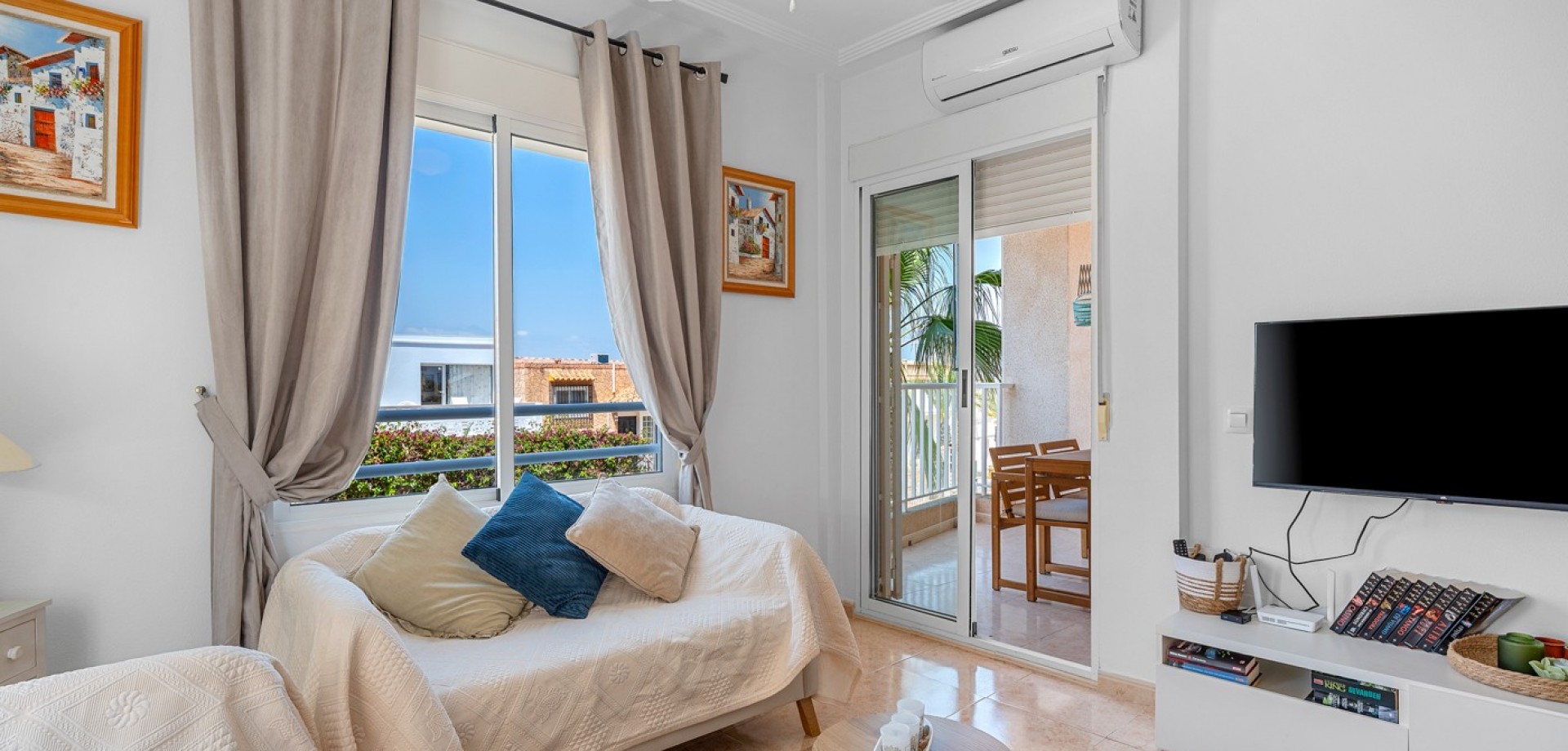 Apartment in Torrelamata - Image 5