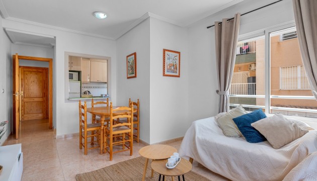 Resale - Apartment - Torrevieja - La Mata