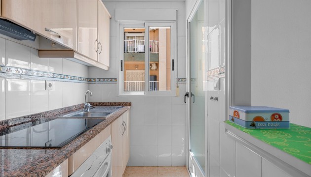 Resale - Apartment - Torrevieja - La Mata