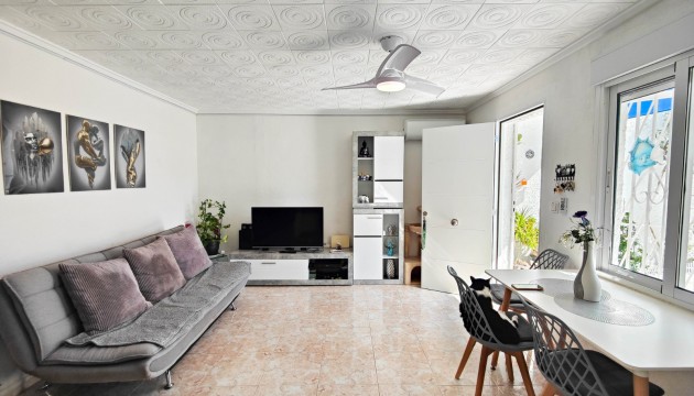 Resale - Townhouse - Torrevieja - Torreta - Salado