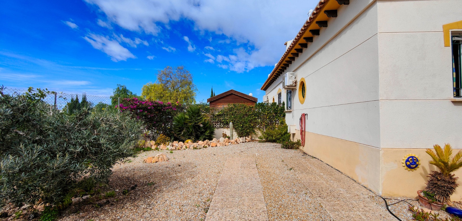 House in Los Balcones - Image 3