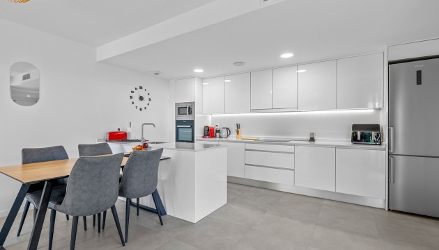 Resale - Apartment - Orihuela Costa - Dehesa de campoamor