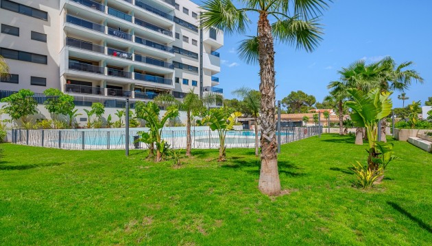 Resale - Apartment - Orihuela Costa - Dehesa de campoamor