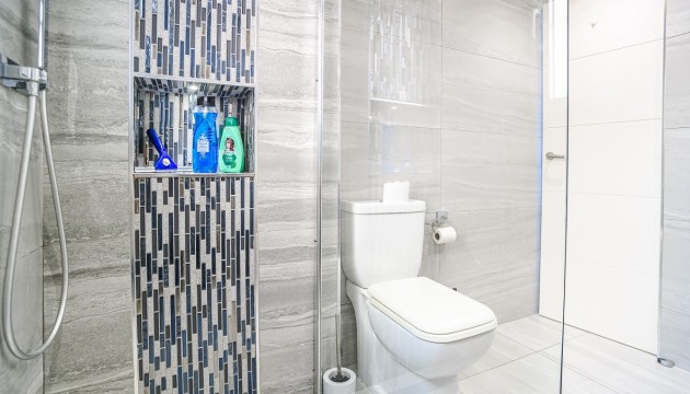 Resale - House - Algorfa