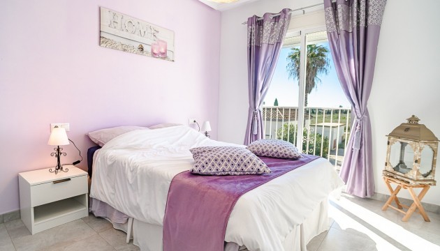 Resale - House - Algorfa
