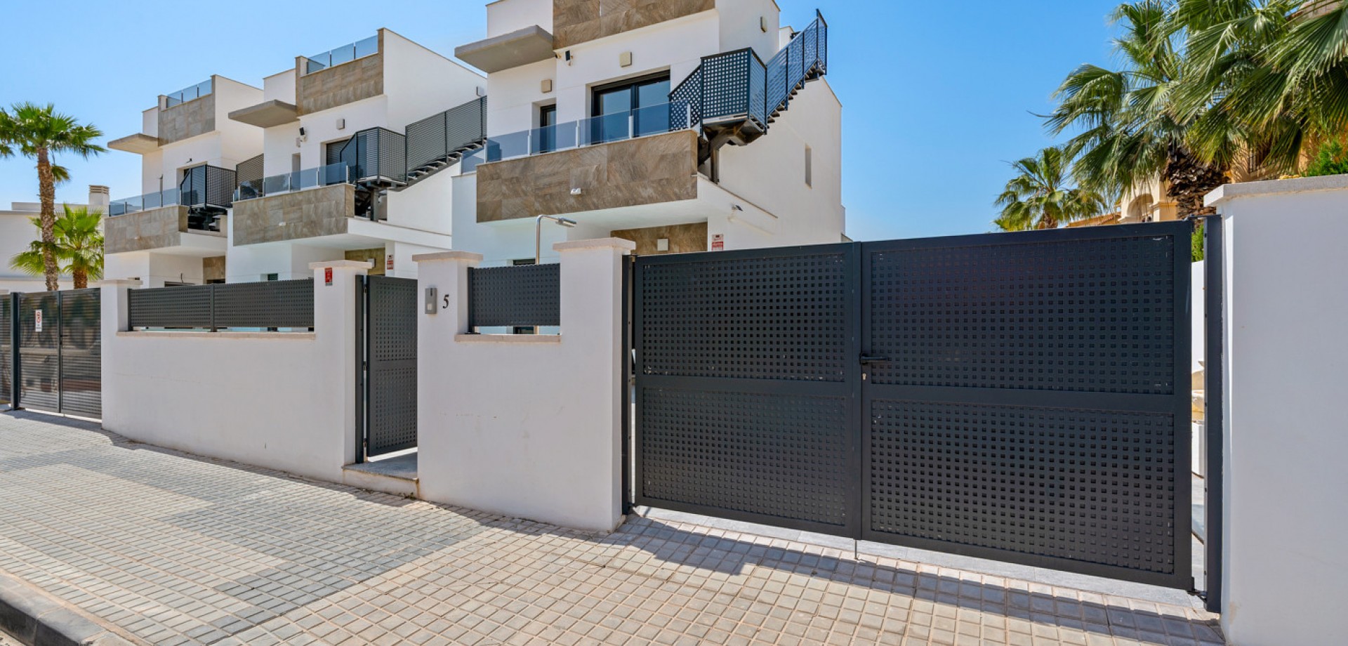 House in Torrevieja - view 1