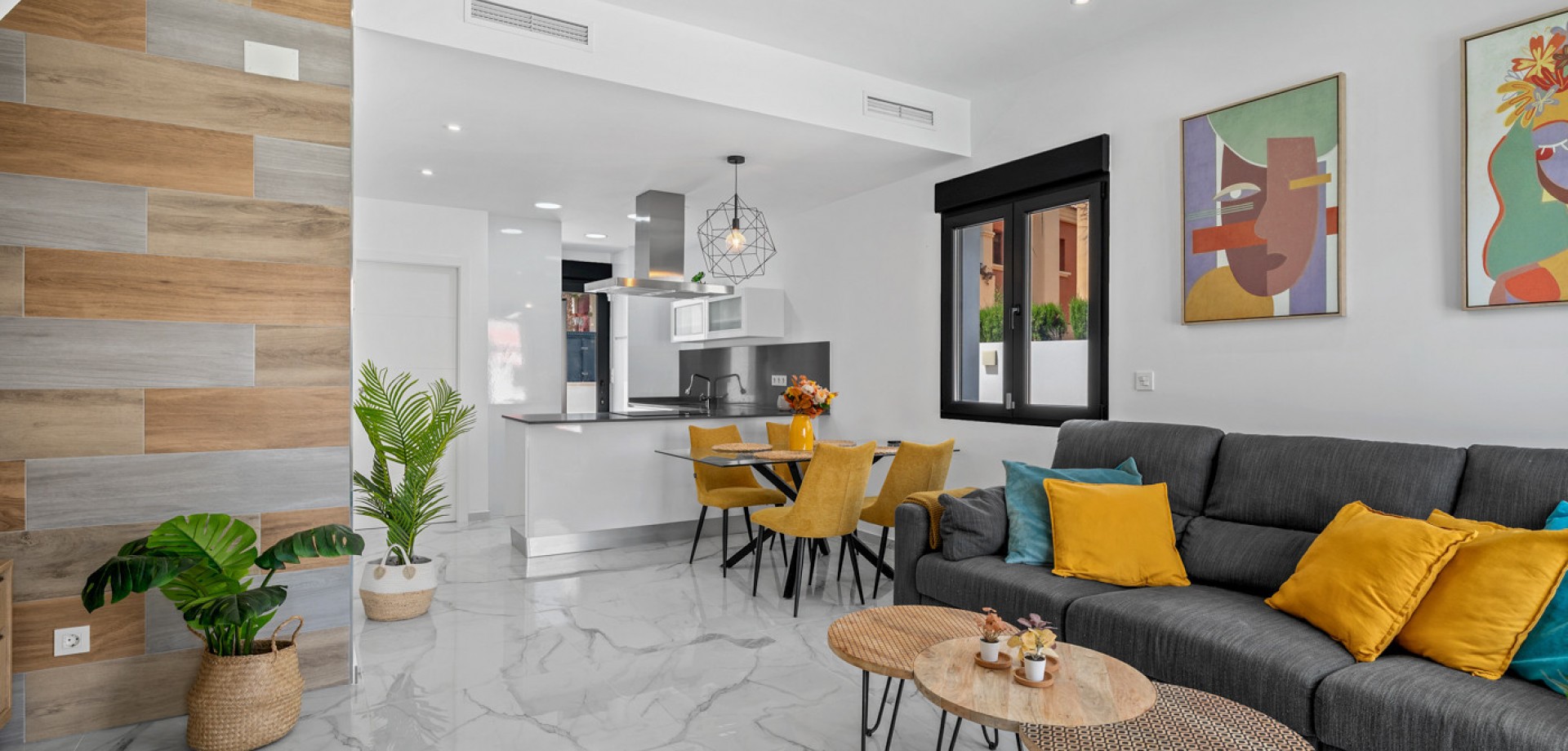 House in Torrevieja - Image 3