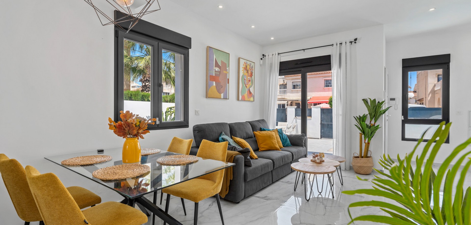 House in Torrevieja - Image 4