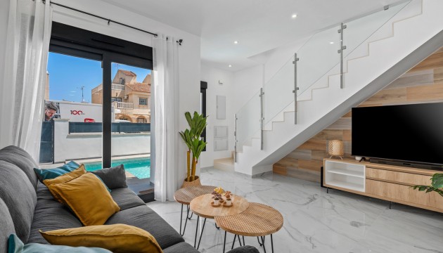 Resale - Detached Villa - Torrevieja