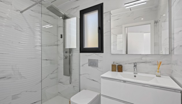 Resale - Detached Villa - Torrevieja