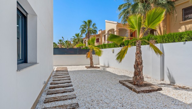 Resale - Detached Villa - Torrevieja