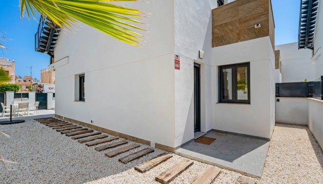 Resale - Detached Villa - Torrevieja