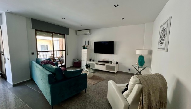Odsprzedaż - Apartment - Torremendo