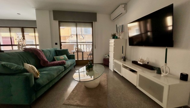 Odsprzedaż - Apartment - Torremendo