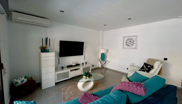Odsprzedaż - Apartment - Torremendo