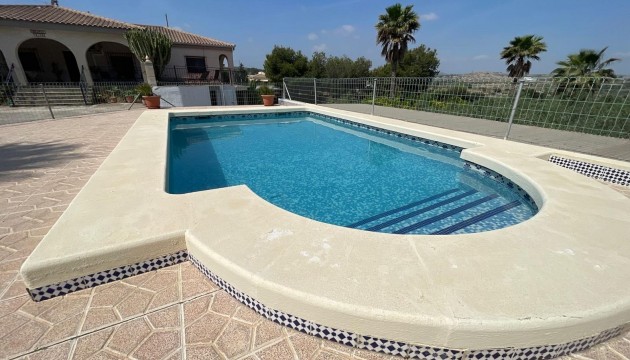 Resale - Detached Villa - El Rebolledo