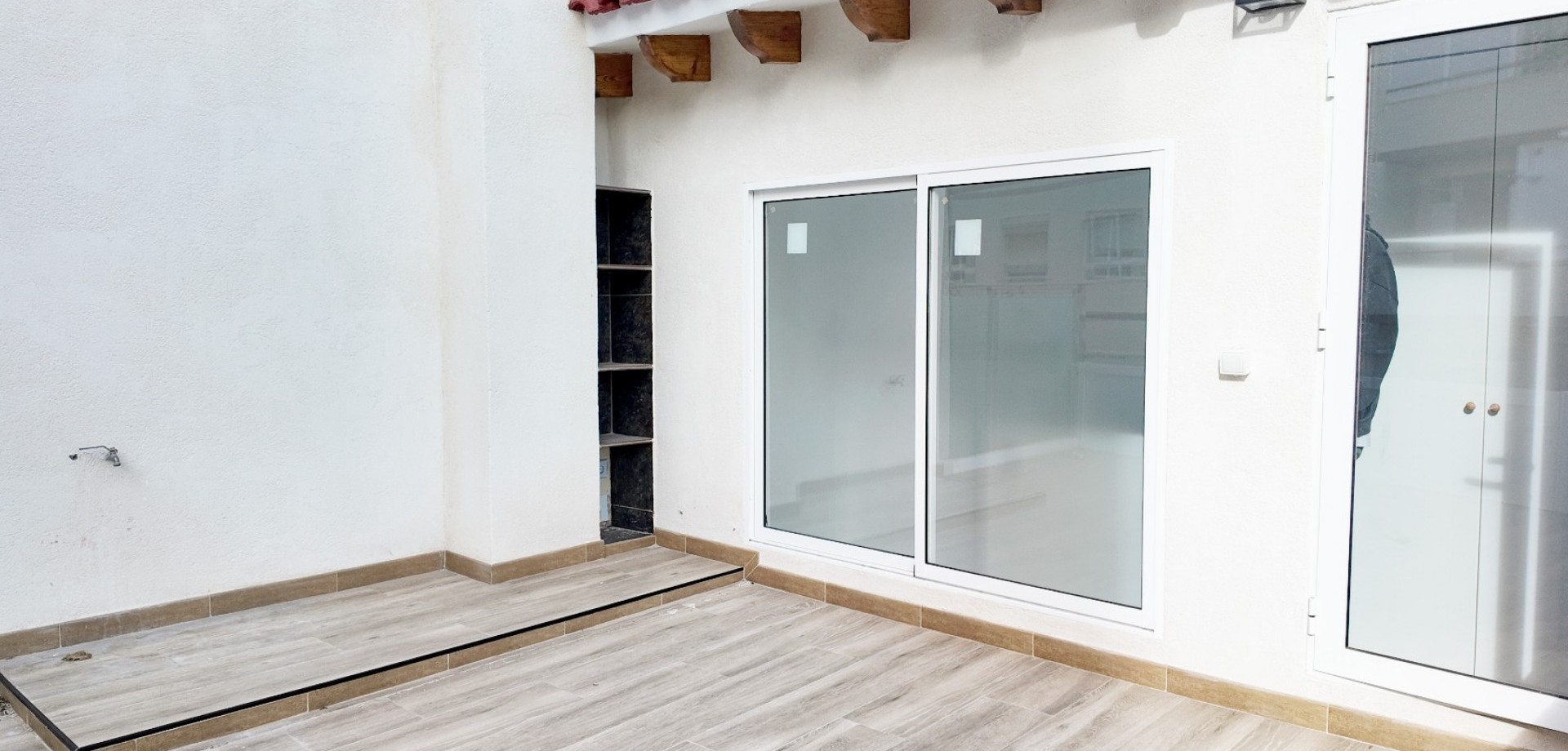 Apartment in Alicante - Image 3