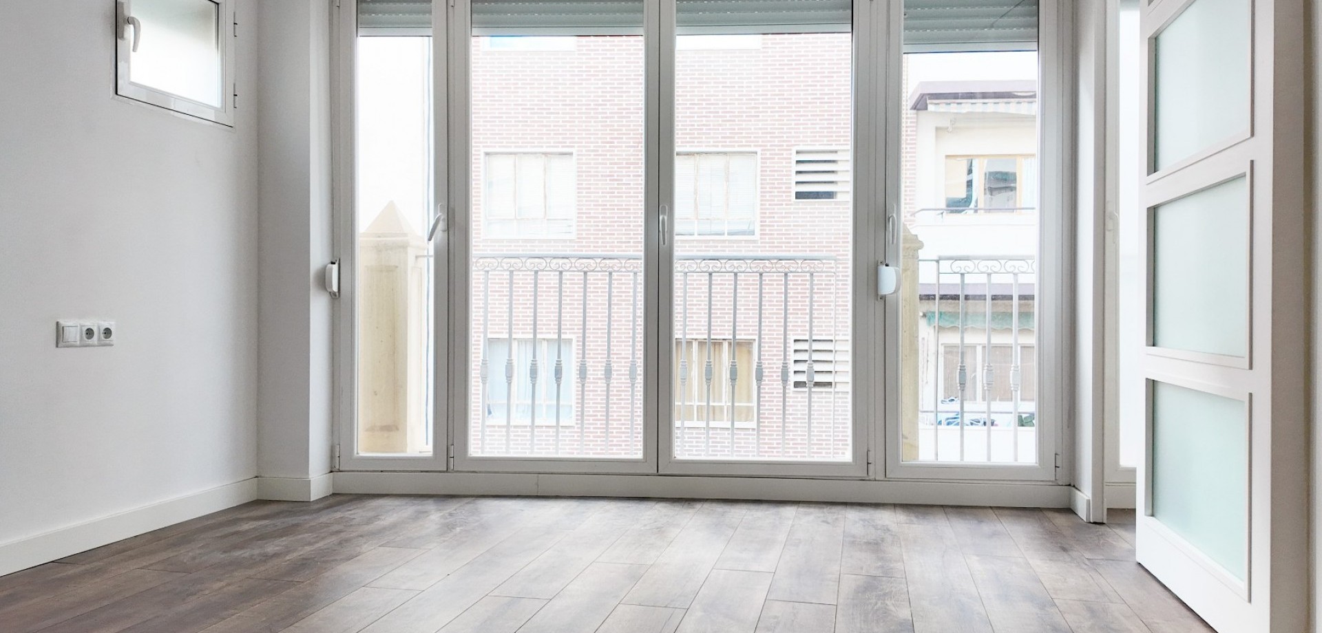Apartment in Alicante - Image 4