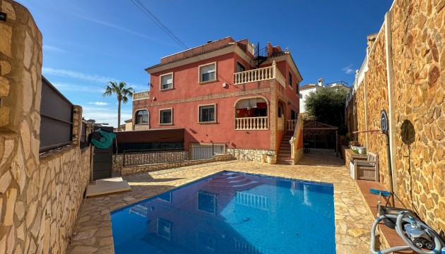 Resale - Townhouse - San Miguel de Salinas