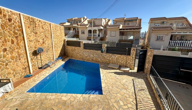 Resale - Townhouse - San Miguel de Salinas