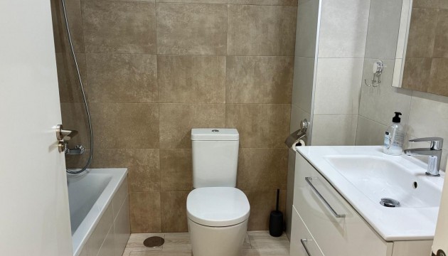 Resale - Apartment - Orihuela Costa - Villamartín