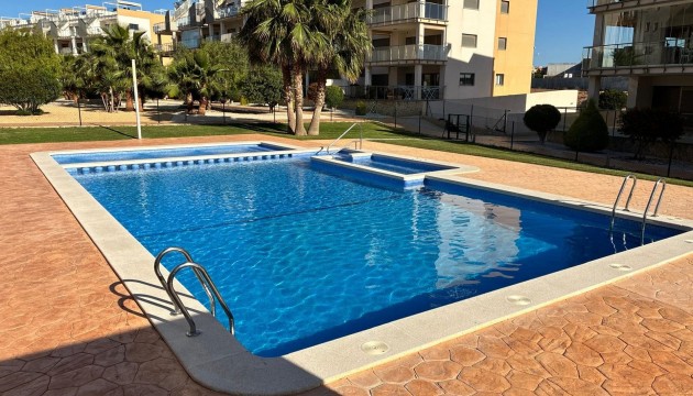 Resale - Apartment - Orihuela Costa - Villamartín