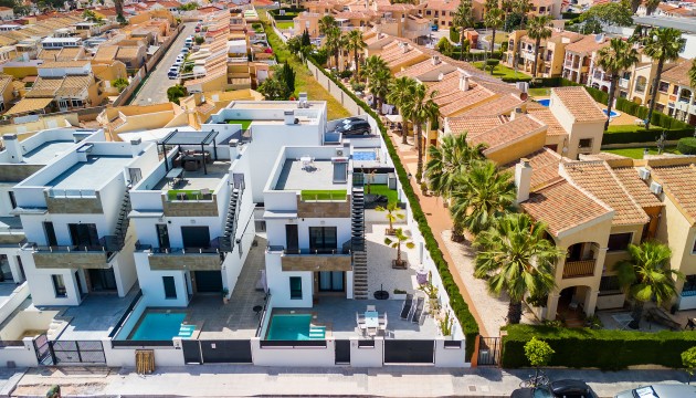 Resale - Detached Villa - Torrevieja