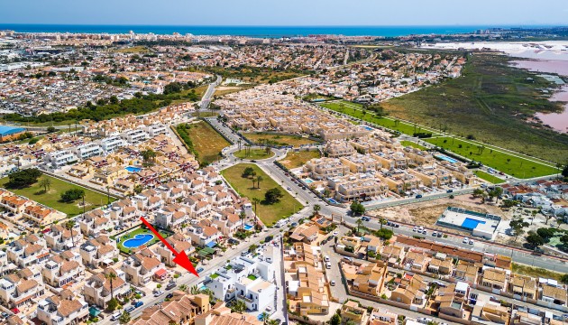 Resale - Detached Villa - Torrevieja