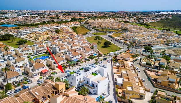 Resale - Detached Villa - Torrevieja
