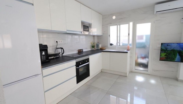 Herverkoop - Apartment - Torrevieja - El Acequión - Los Náufragos