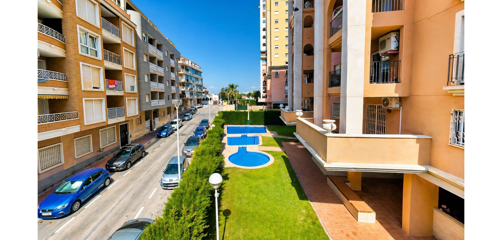 Apartment in Torrevieja - Image 3