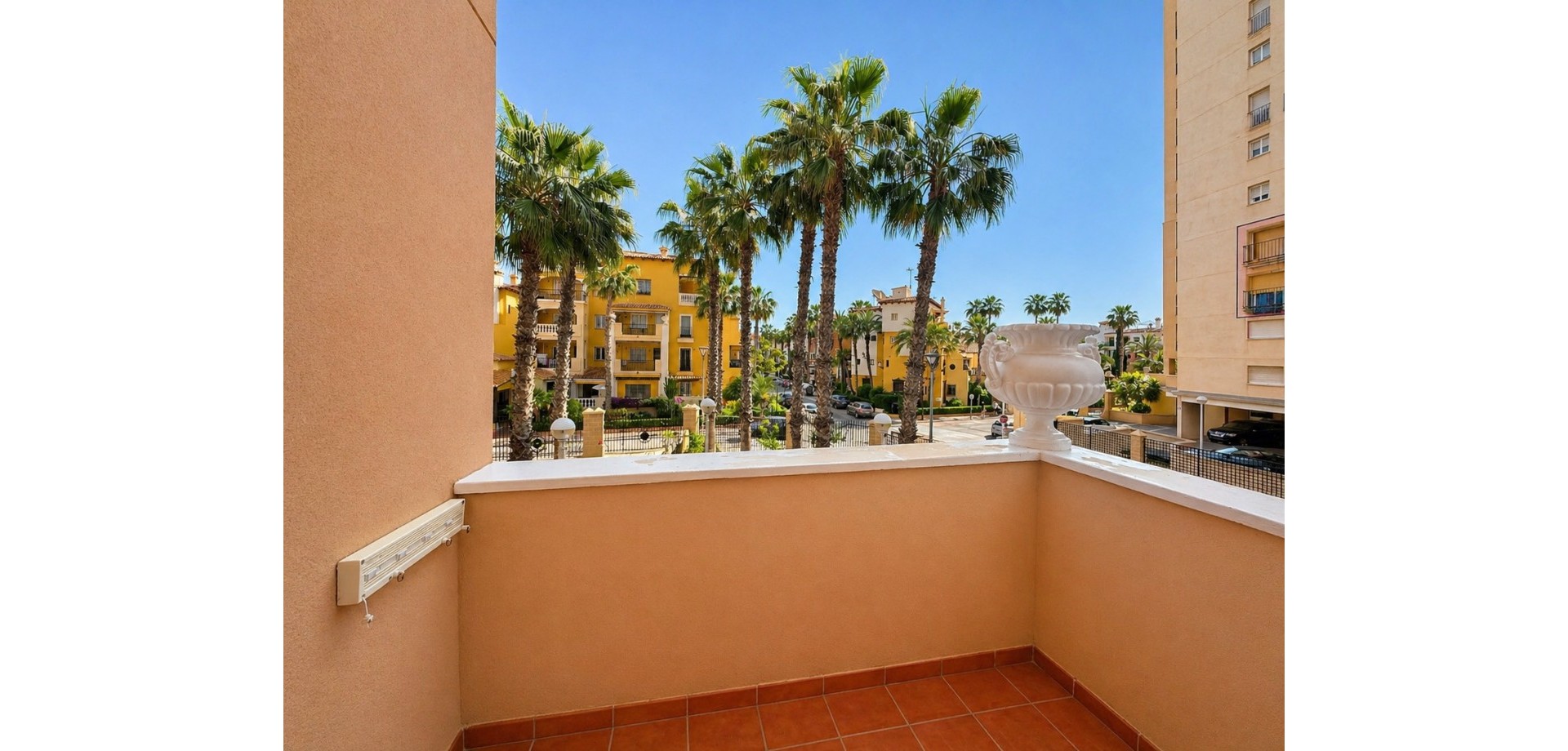 Apartment in Torrevieja - Image 5