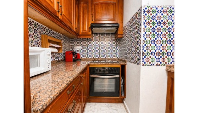 Resale - Apartment - Torrevieja - Playa de los Locos
