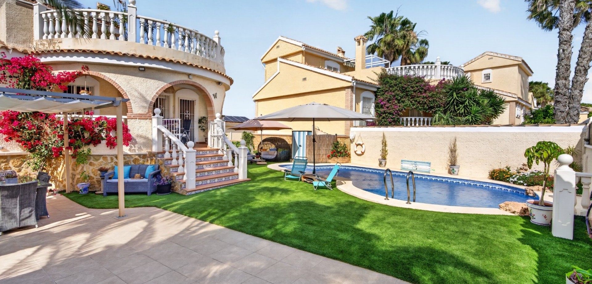 House in Valverde Alto - view 1